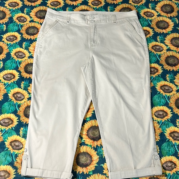 Gloria Vanderbilt Pants & Jumpsuits Gloria Vanderbilt All Around